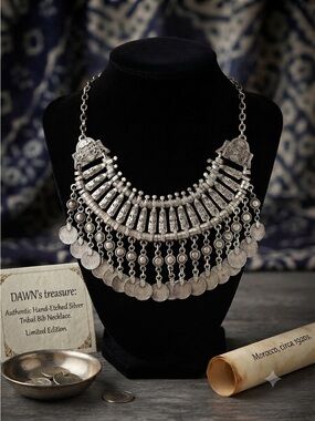 Vintage-Inspired Coin Dangle Bracelet - Silver Tone